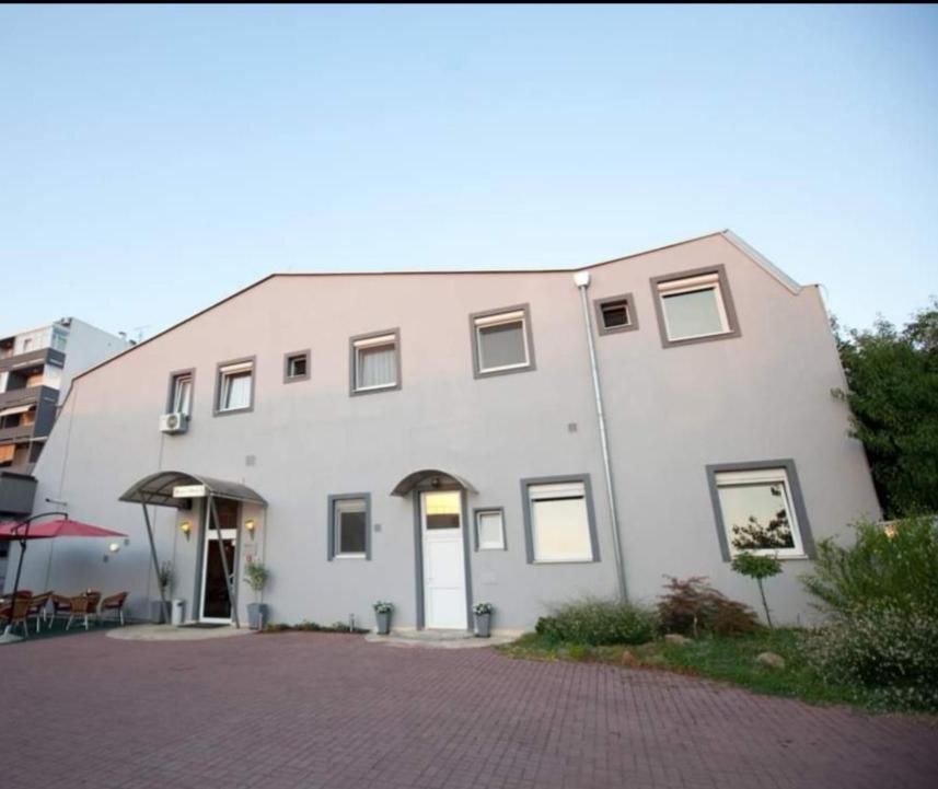 Drava Osijek Hotel Exterior photo